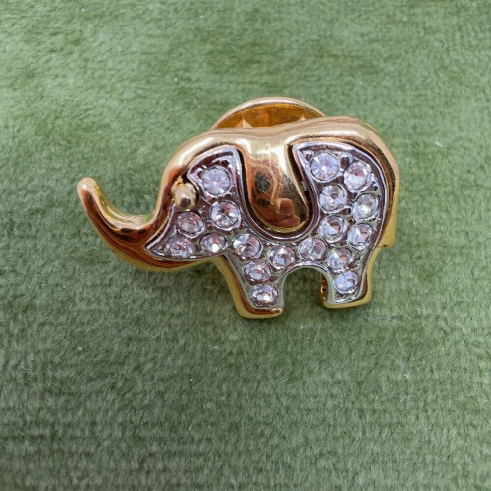 Gold Tone Rhinestone Elephant Lapel Pin Tie Tack 0.75in Vintage Style